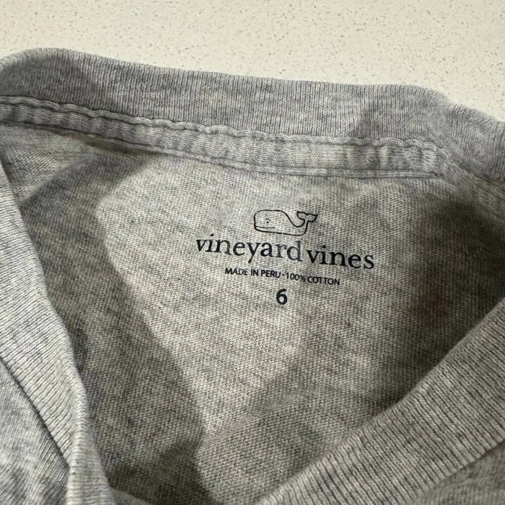 Vineyard Vines Size 6 Short Sleeve Pocket Shirt - Picture 4 of 5